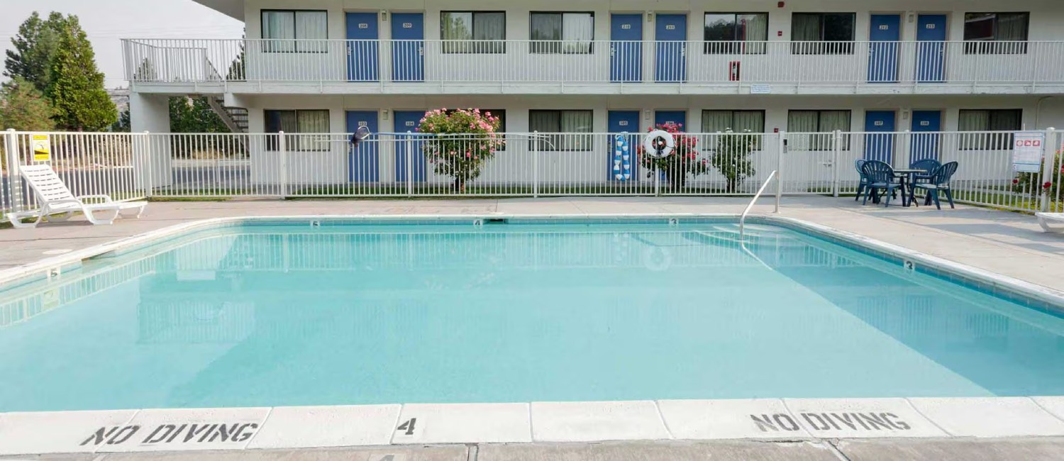 Top Hotel In Weed, Ca